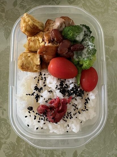 別の日の作った弁当の写真